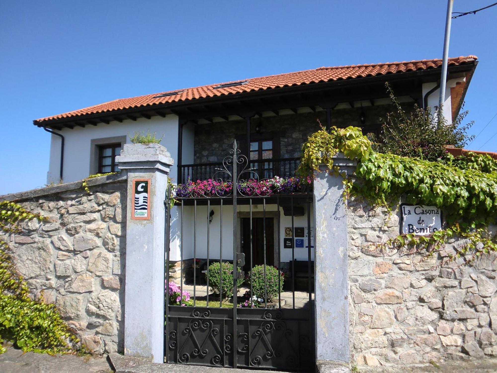 La Casona De Benito Guest House Cudillero Luaran gambar